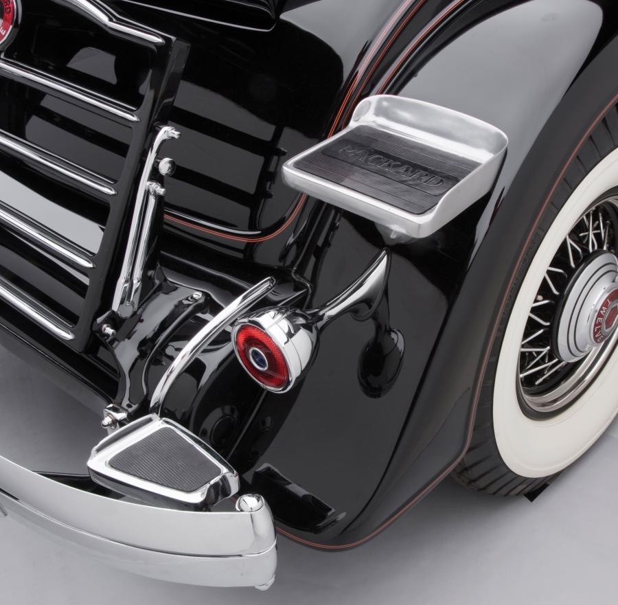  Packard Custom Twelve Coupe by Dietrich 1933 года  (фото 8 из 25)